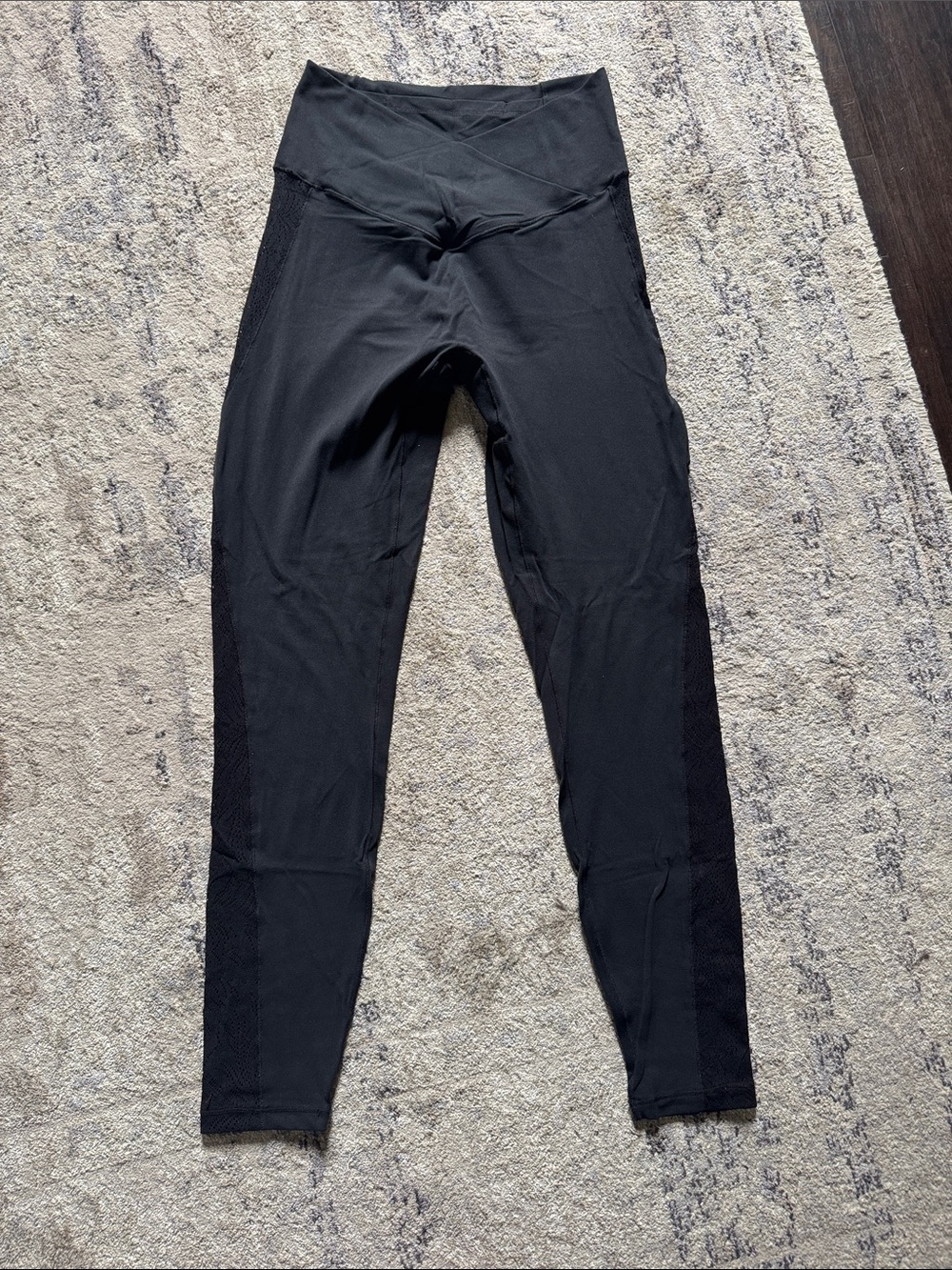 Halara cross waist Black Mesh side Panel Leggings